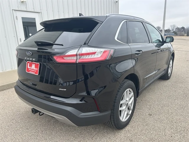 Used 2024 Black FORD SEL image 5