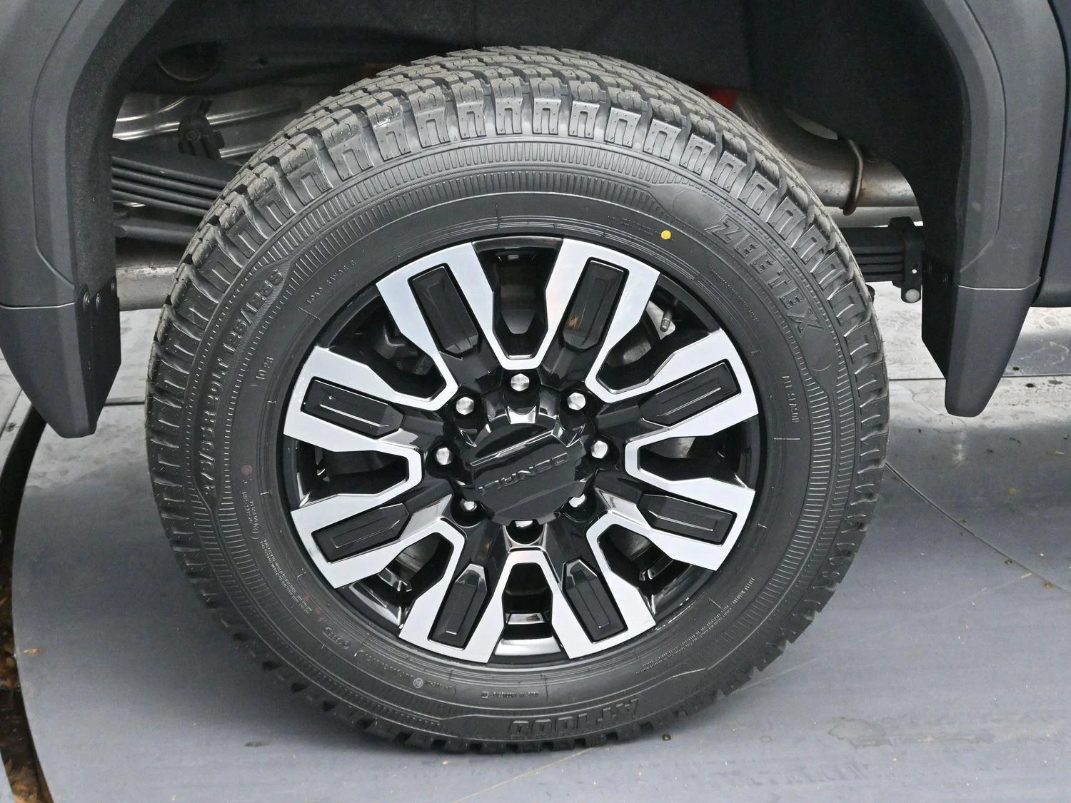 Used 2024 Titanium Rush Metallic GMC Denali Ultimate image 36