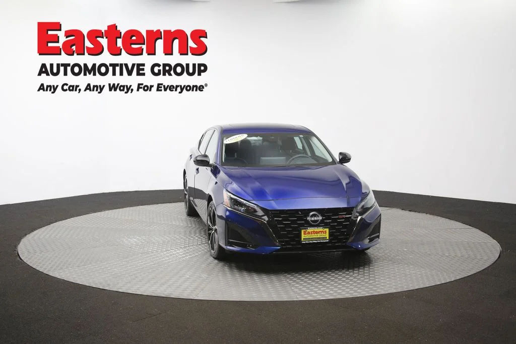 Used 2024 Blue Nissan 2.5 SR image 53