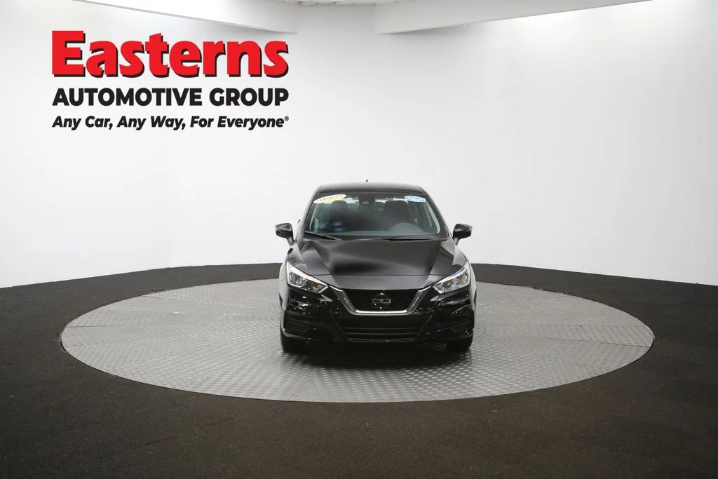 Used 2021 Black Nissan 1.6 SV image 49