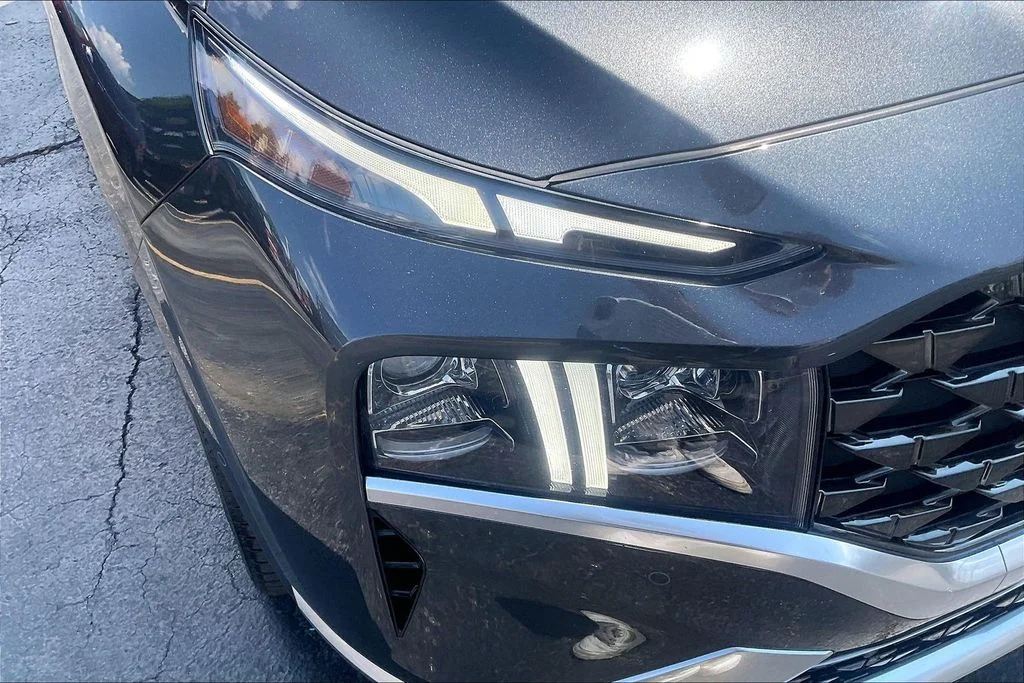 Used 2022 Gray Hyundai Calligraphy image 28