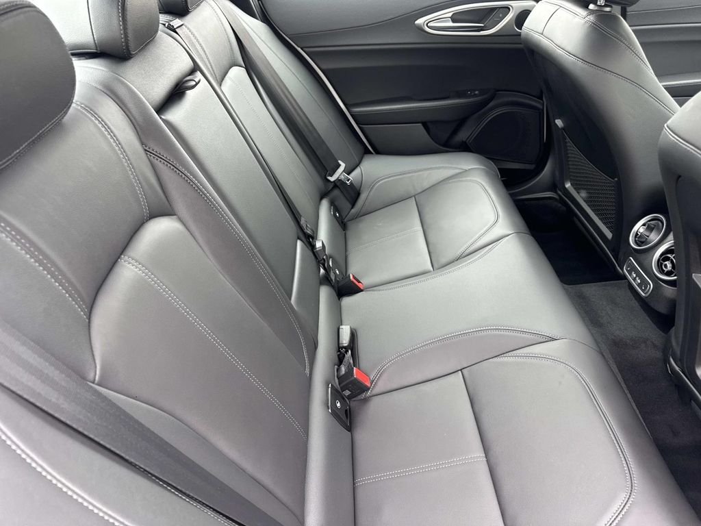 2026 Alfa Romeo Giulia Base - Photo 24
