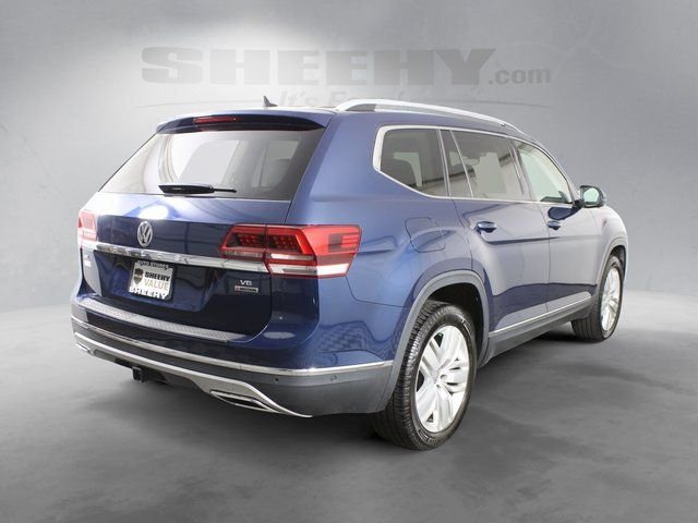 Used 2019 Blue Volkswagen SEL Premium image 6