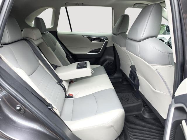 Certified Used 2024 MAGNETIC GRAY MET. Toyota  image 24
