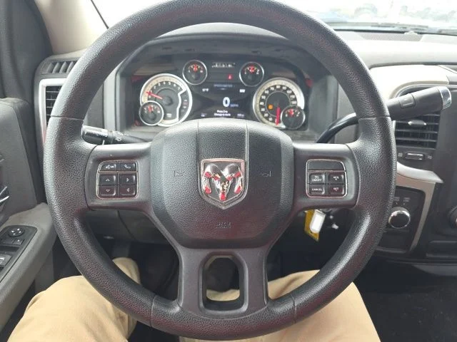 Used 2013 White Ram SLT image 13