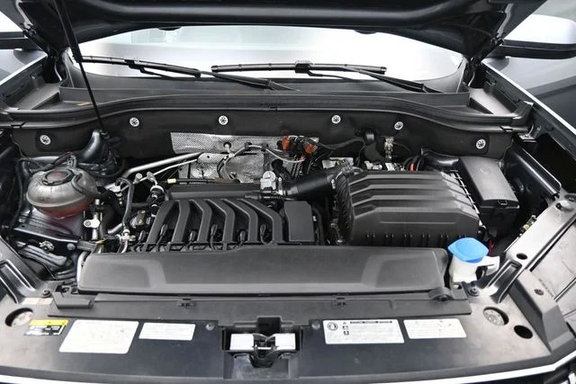 Used 2019 Gray Volkswagen 3.6L V6 SE image 31