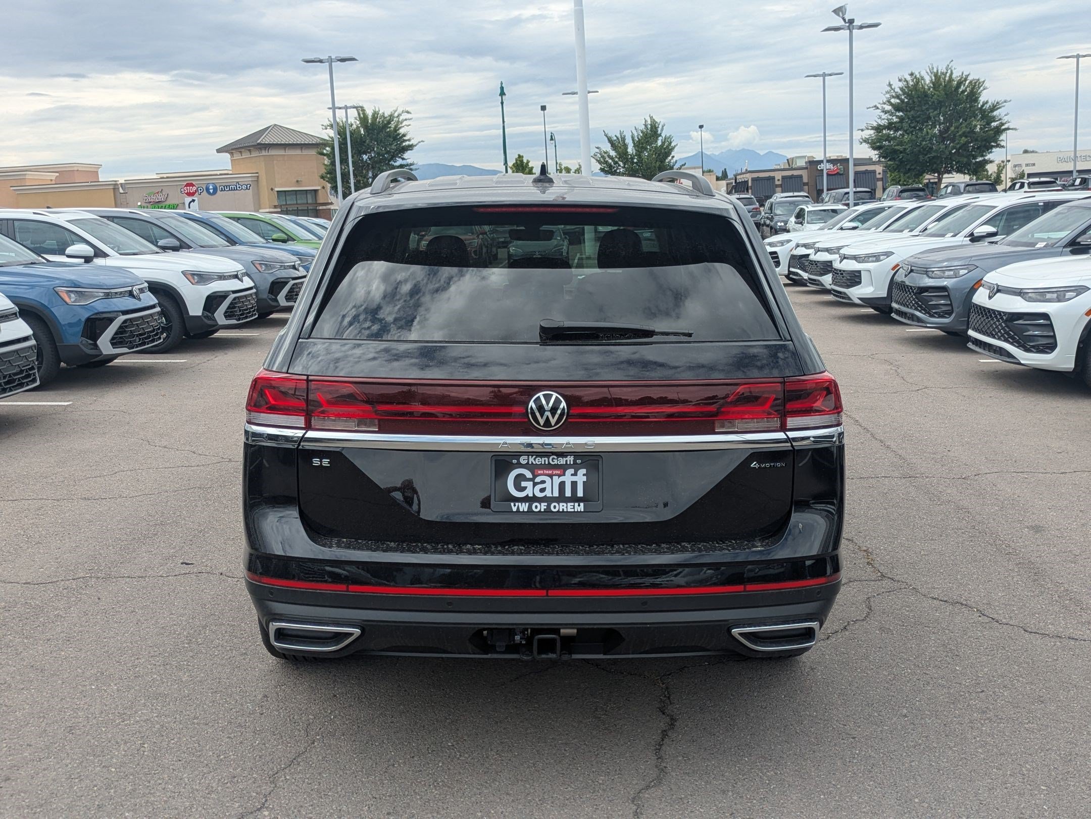 New 2026 Deep Black Pearl Volkswagen 2.0T SE w/Technology image 4