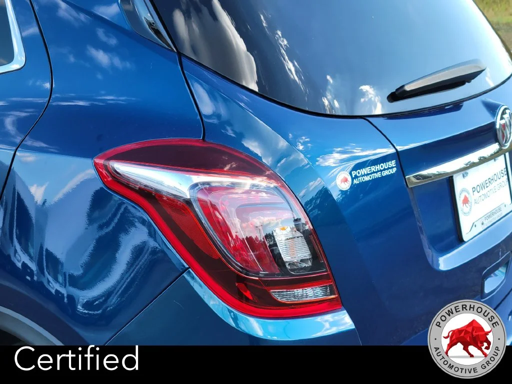 Used 2020 Blue Buick Preferred image 13