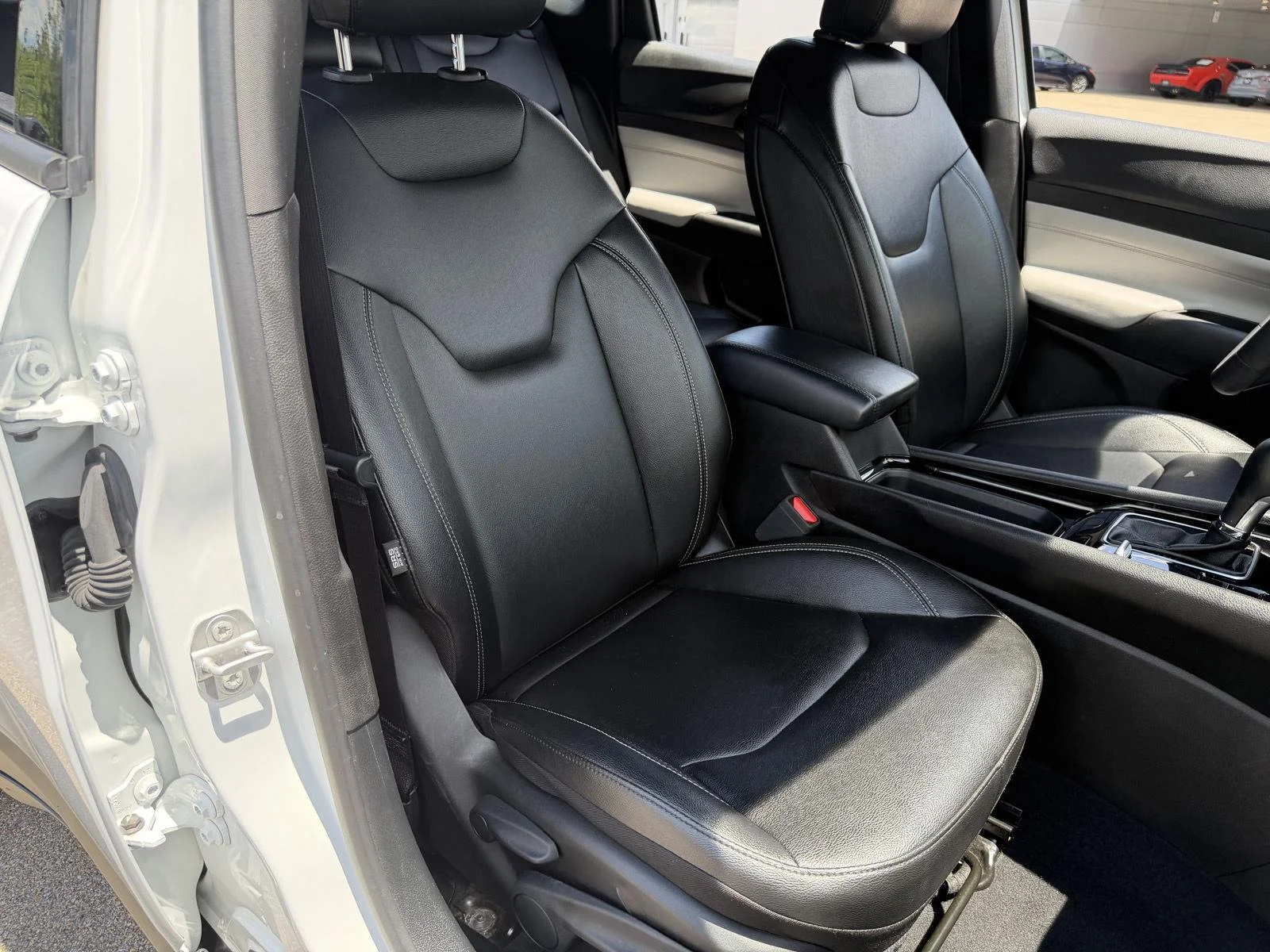 Used 2025 Bright White Clearcoat Jeep Limited image 20