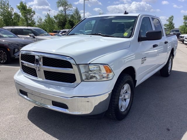 2023 RAM 1500 Classic SLT 4x4 Crew Cab 5'7's photo
