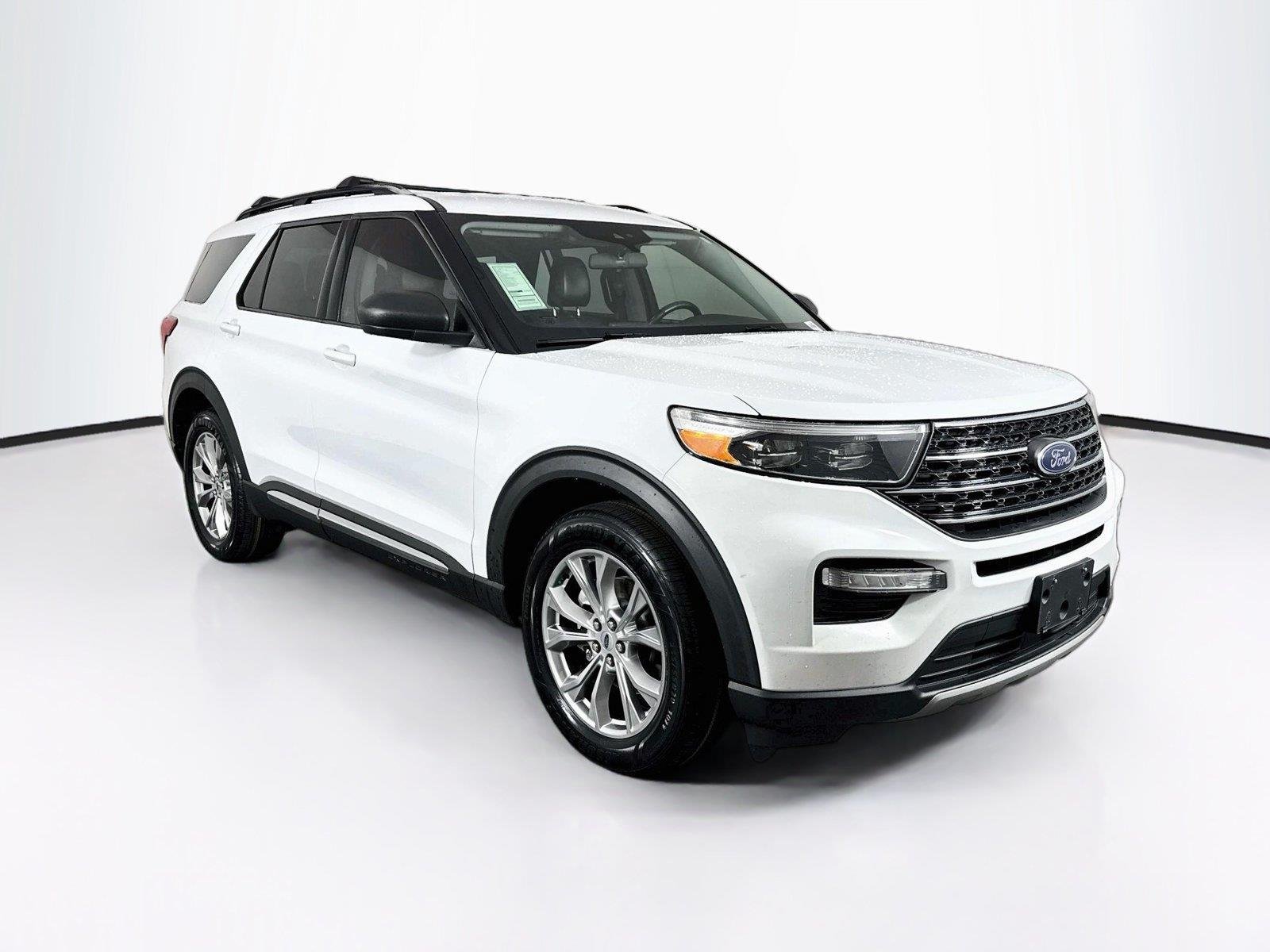 Used 2021 Oxford White Ford XLT image 10