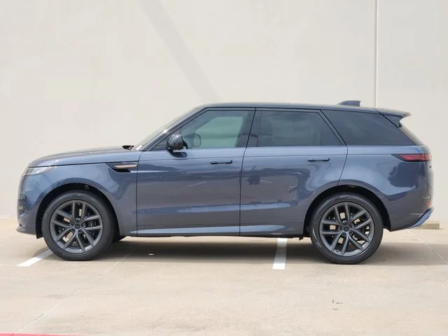 New 2026 Varesine Blue Land Rover Dynamic SE image 4