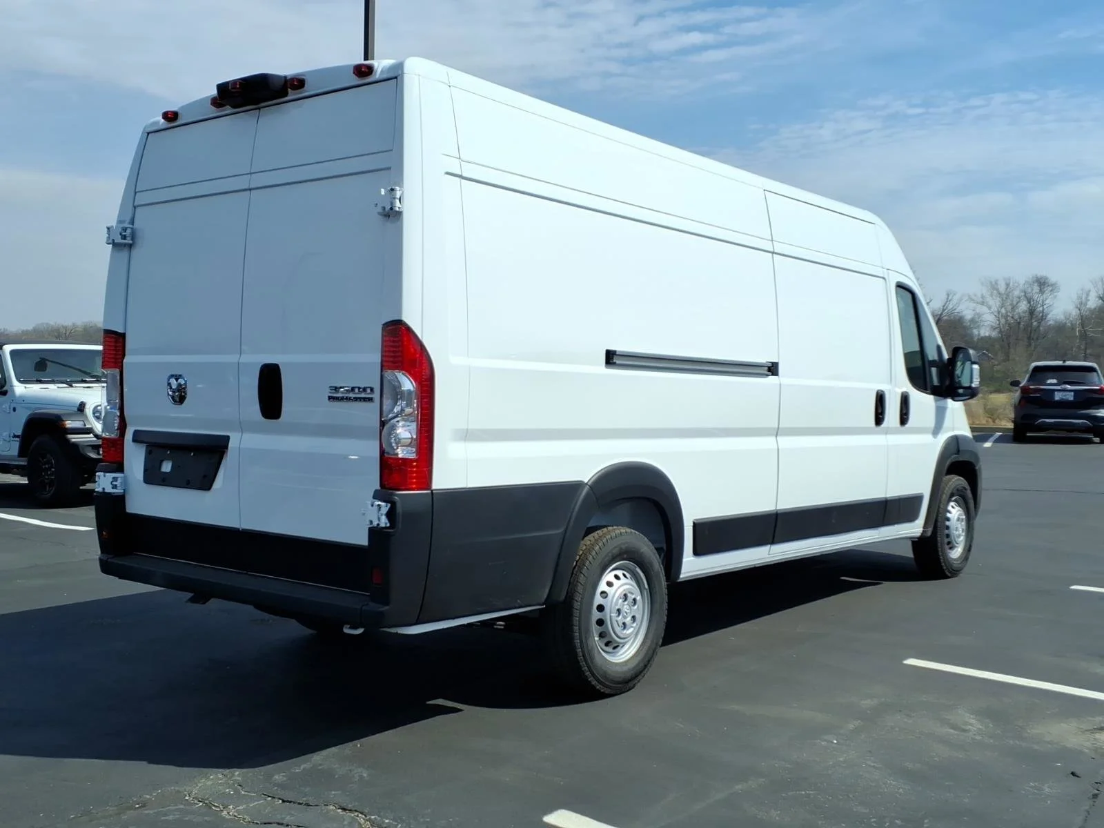 New 2026 Bright White Clear-Coat Exterior Paint RAM High Roof image 18