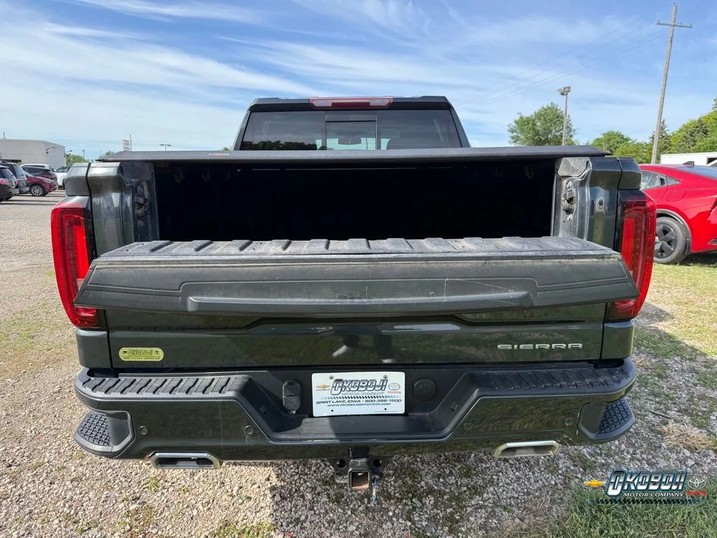 Used 2021 Green GMC Denali image 5