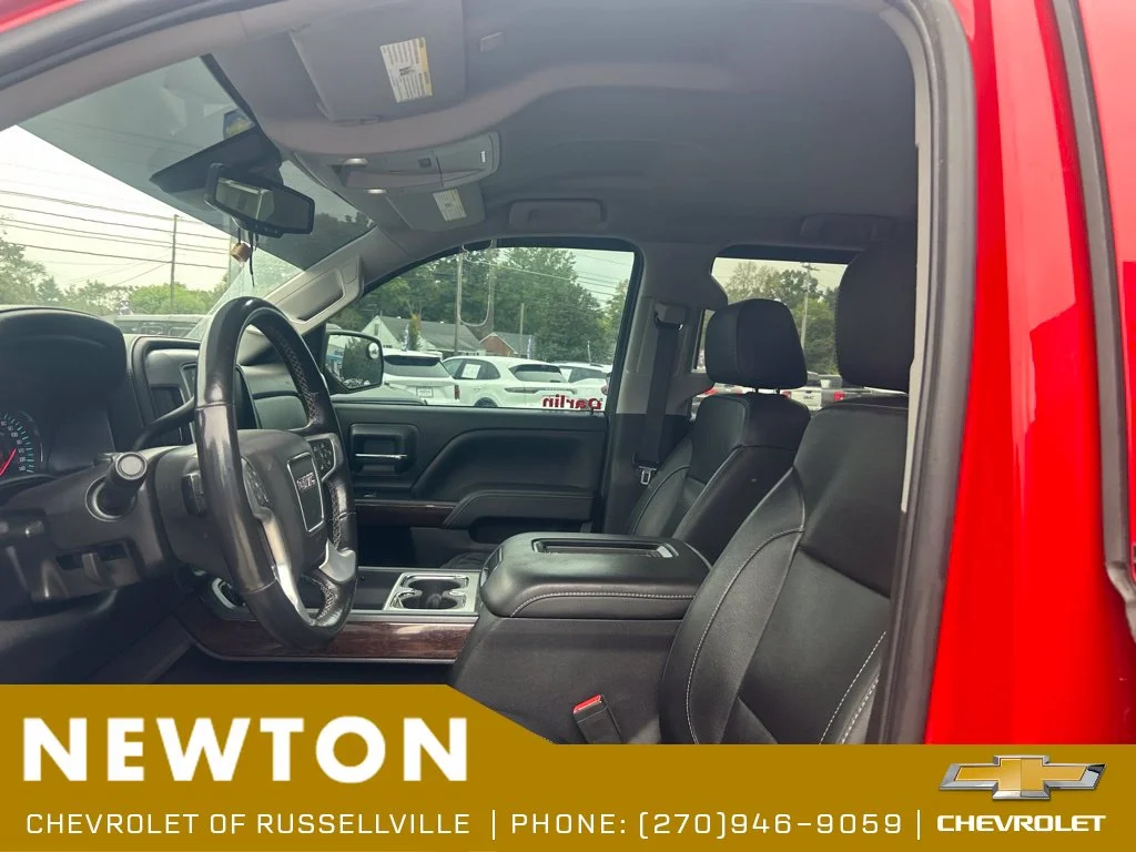 Used 2018 Cardinal Red GMC SLT image 4