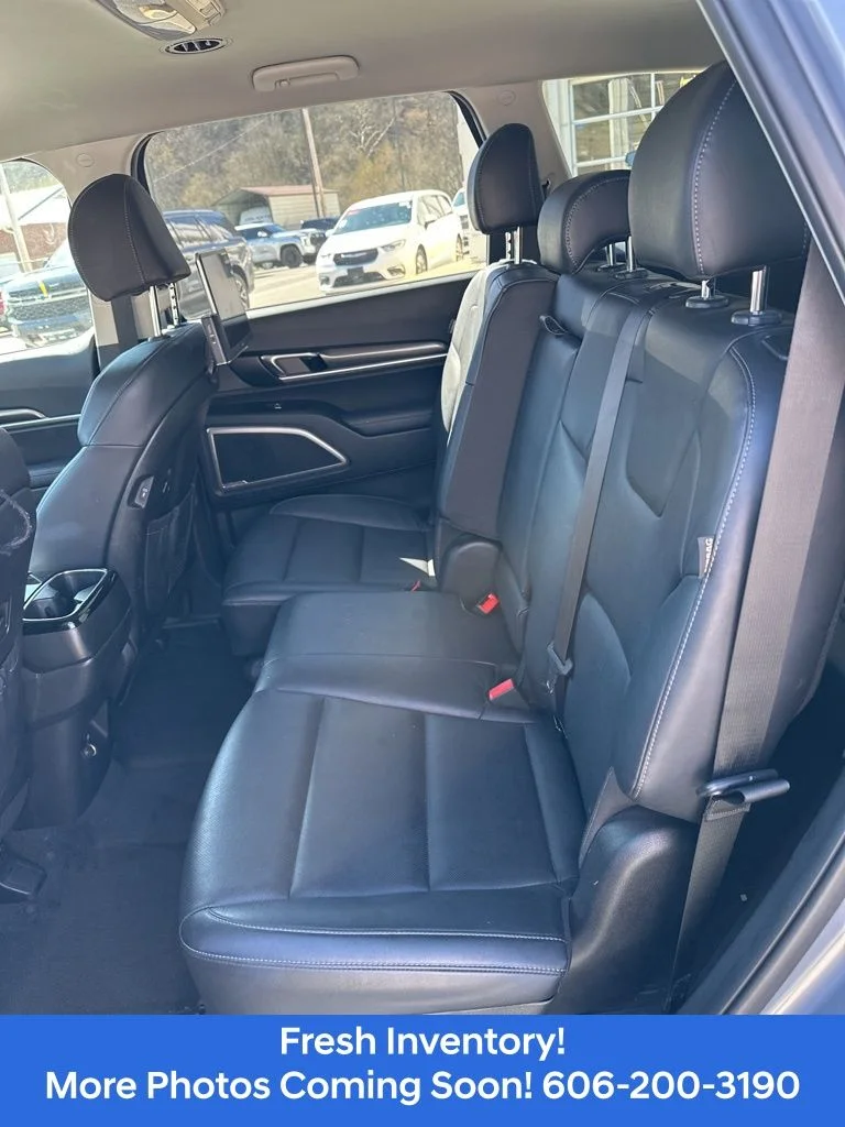 Used 2023 Silver Kia LX image 11