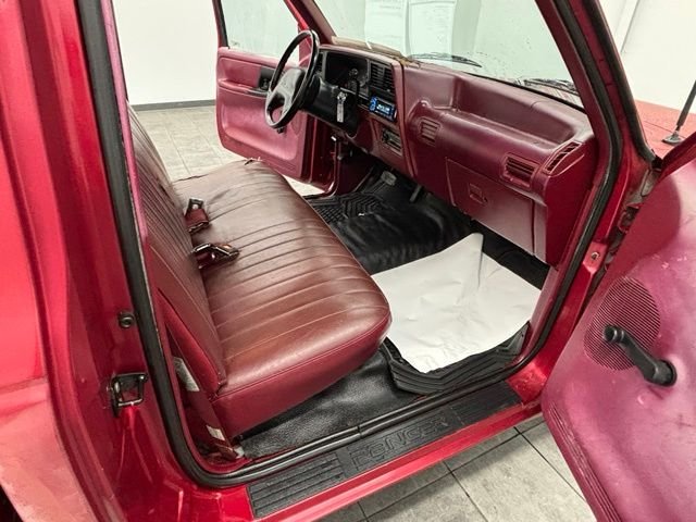 Used 1993 Red Ford  image 18