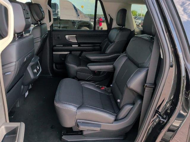 New 2026 Agate Black Metallic Ford MAX Platinum® image 93