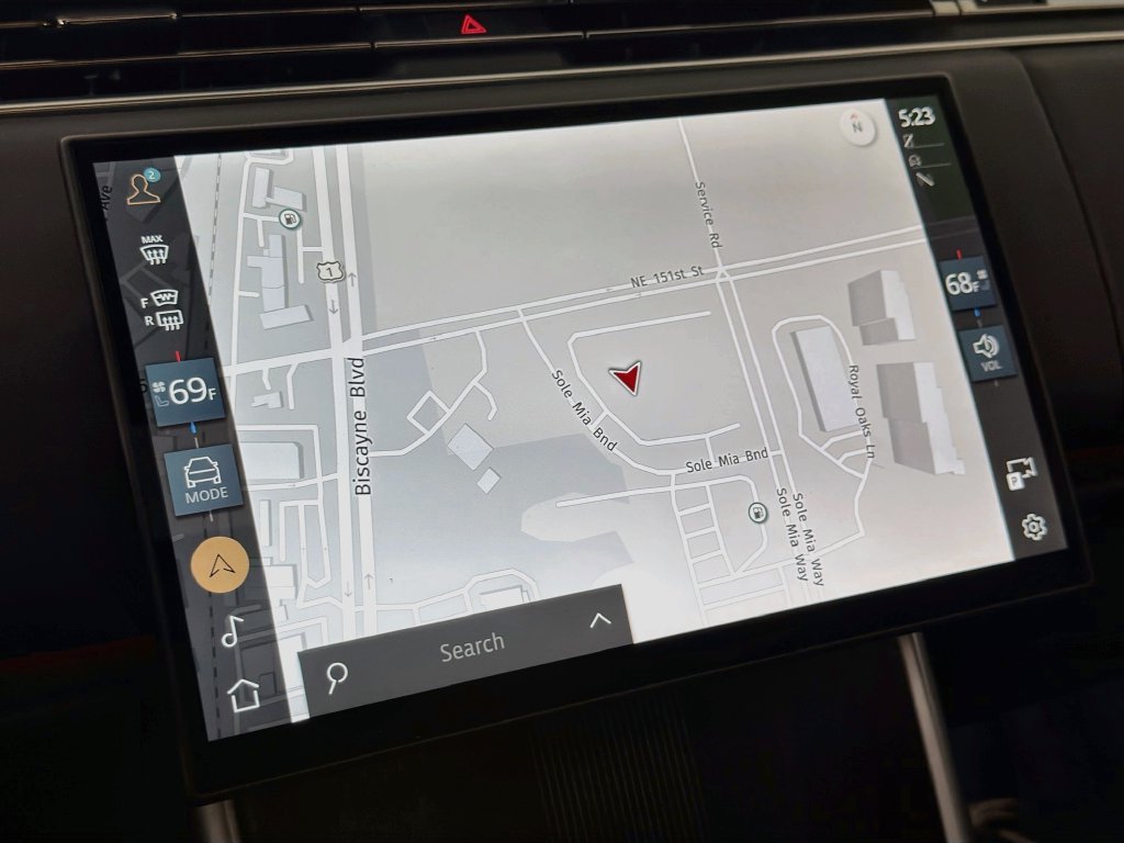 Used 2025 Black Land Rover Autobiography image 13