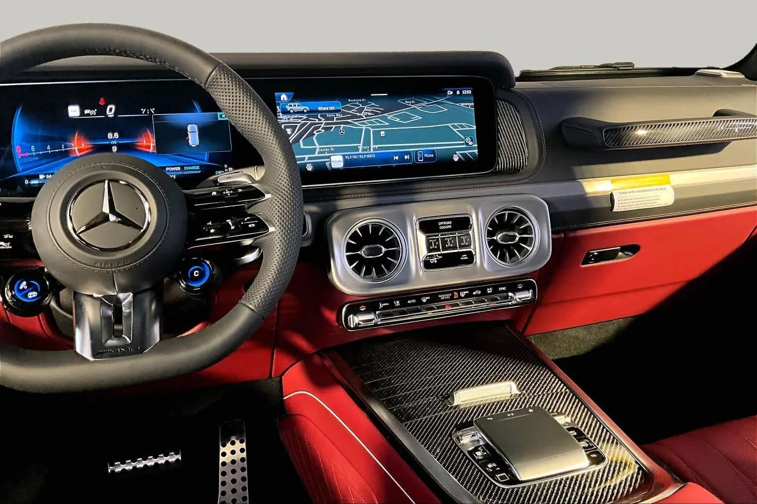 New 2027 MANUFAKTUR Night Black Magno Mercedes-Benz AMG® G 63 image 8