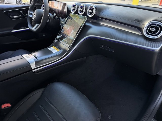 2025 Mercedes-Benz C-Class Sedan C 300 - Photo 32
