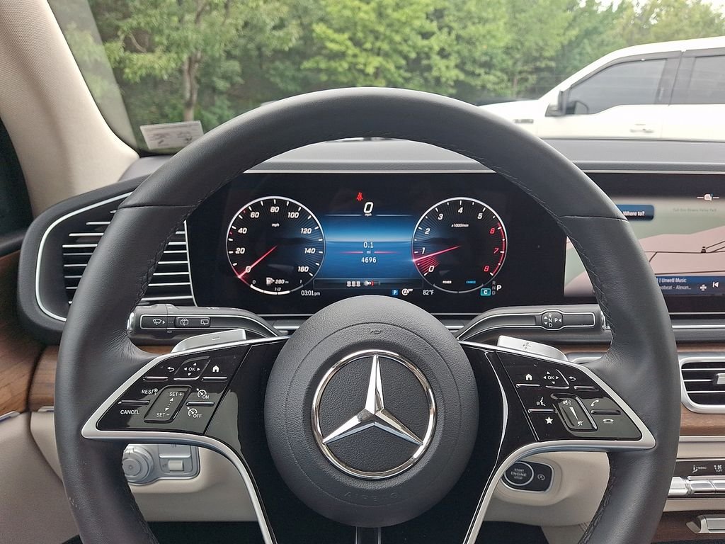 Certified Used 2026 Polar White Mercedes-Benz GLE 450 image 20