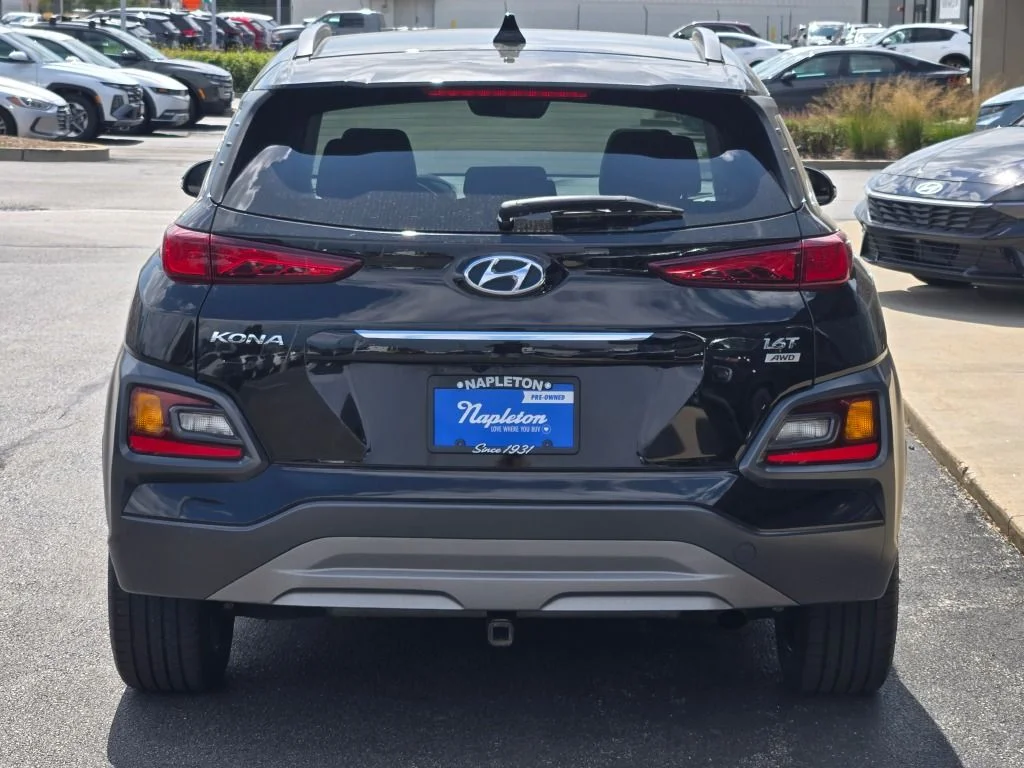 Used 2021 Black Hyundai Limited image 11