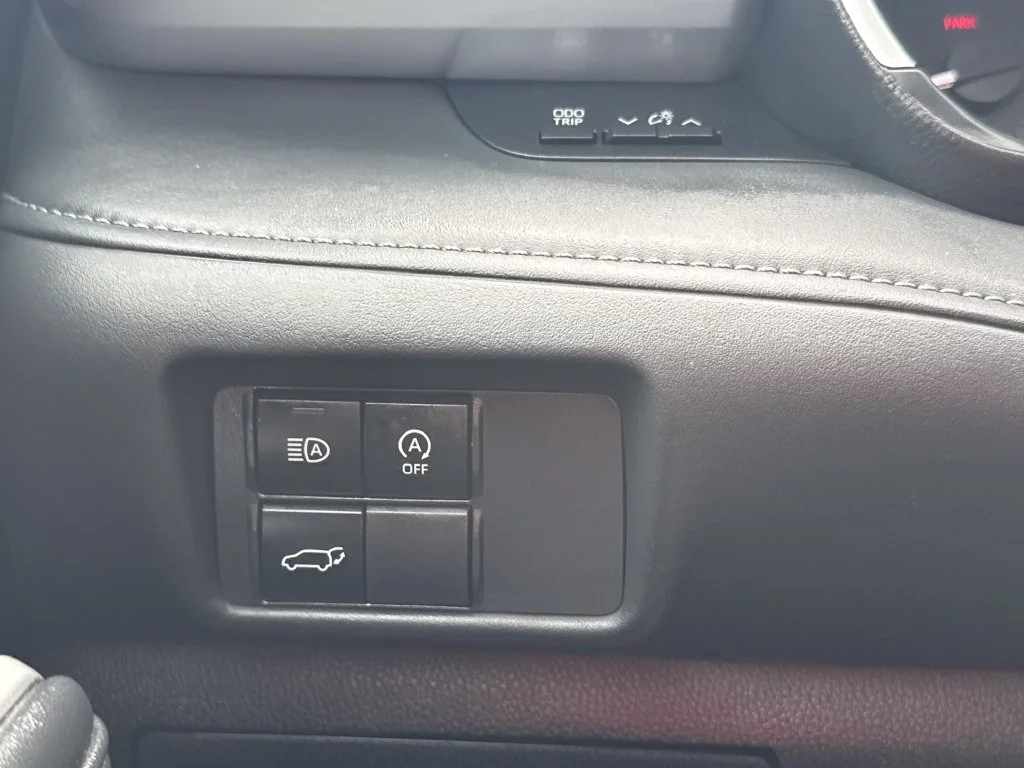 Used 2025 Silver Toyota XLE image 34