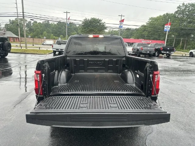 Used 2025 Black Ford XLT image 21
