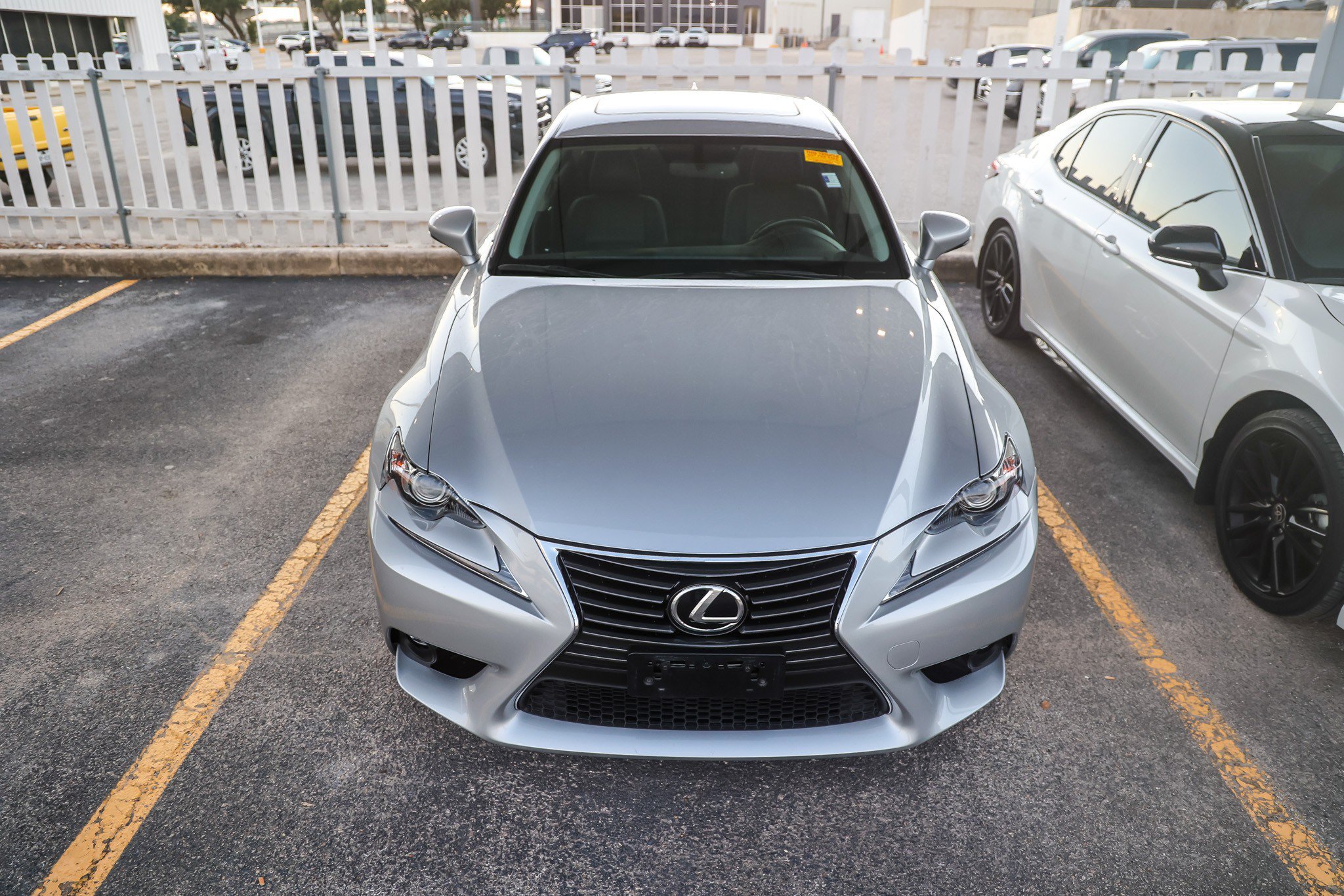 Used 2015 SILVER LINING MET Lexus  image 4