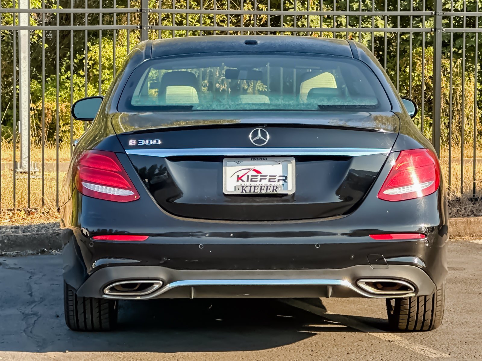 Used 2019  Mercedes-Benz E 300 image 5