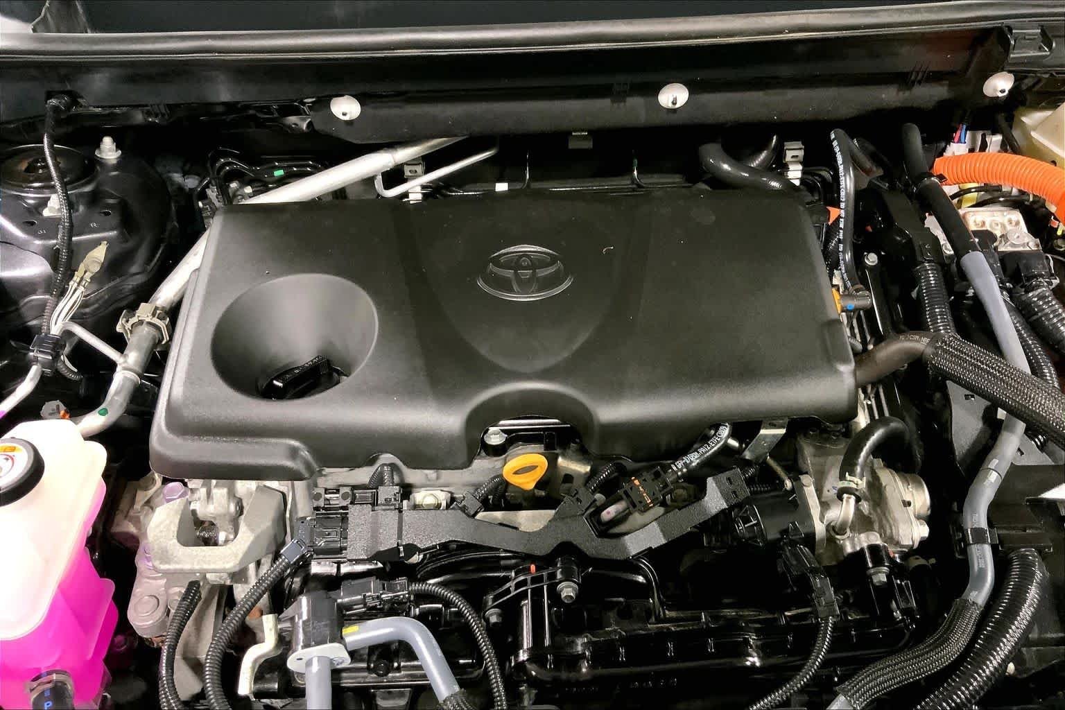 Used 2023 Magnetic Gray Metallic Toyota Hybrid XLE image 33