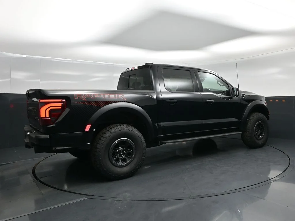 New 2026 Agate Black Metallic Ford Raptor image 27