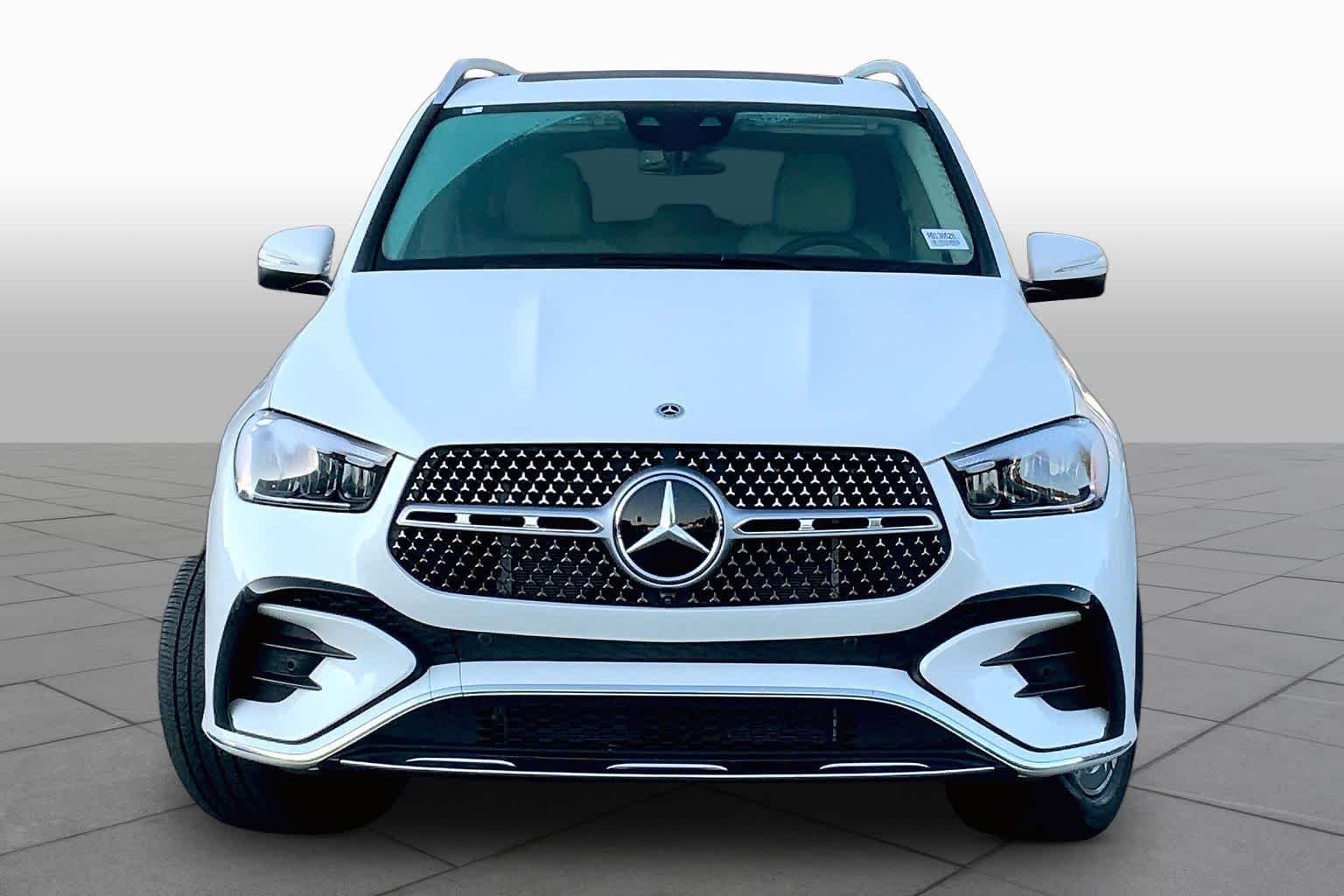 Used 2024 MANUFAKTUR Diamond White Metallic Mercedes-Benz GLE 450 image 4