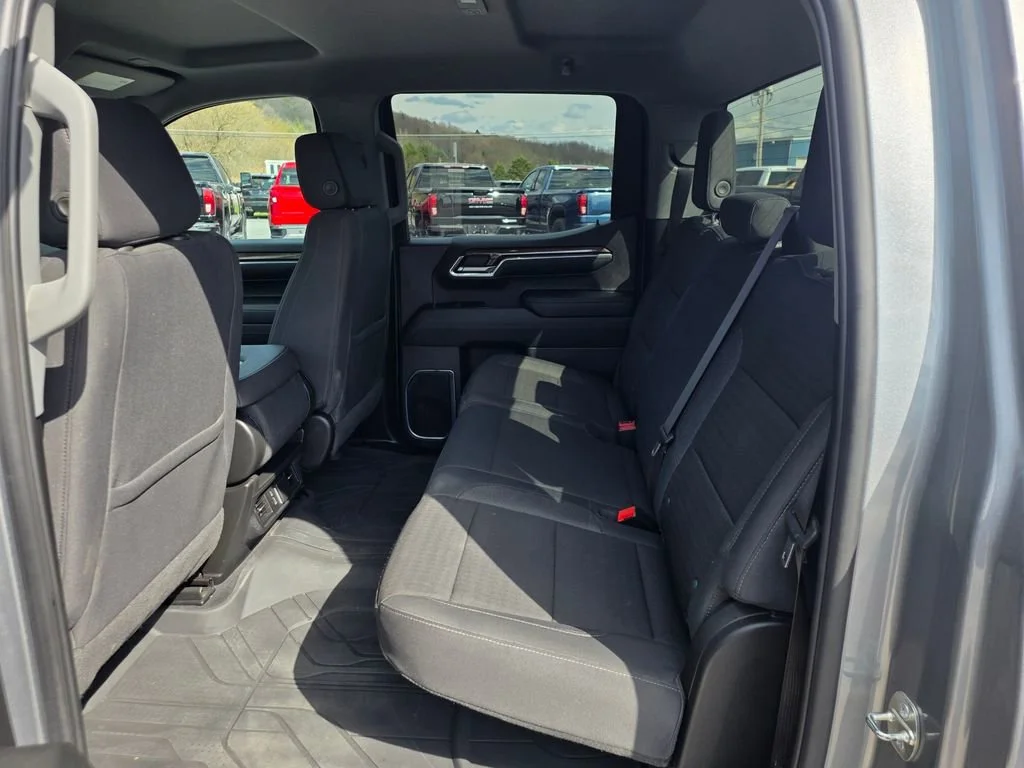 2024 Chevrolet Silverado 1500 LT - Photo 30