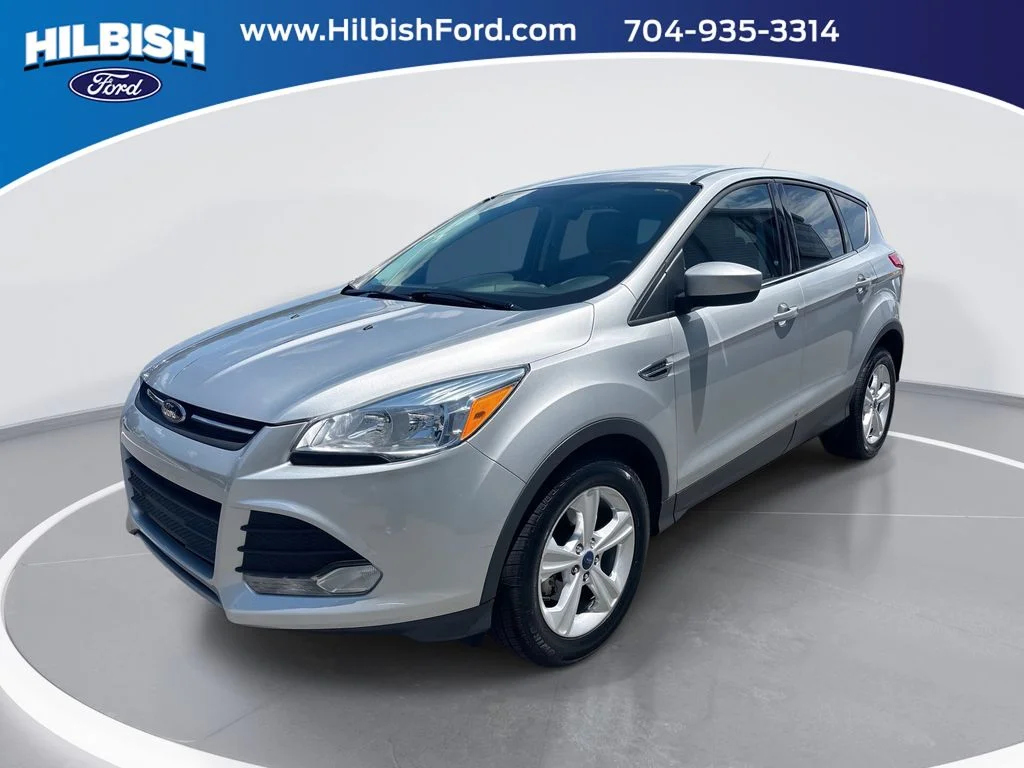 Used 2016 Silver Ford SE image 1