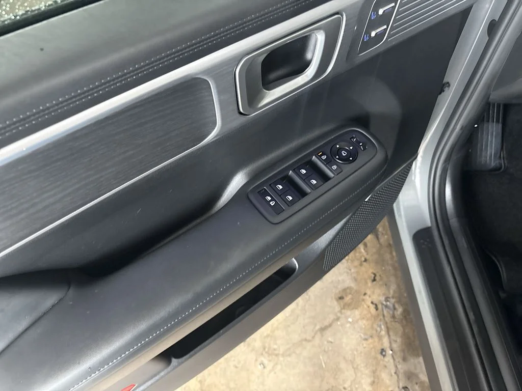 Used 2025 Gray Hyundai Limited image 13