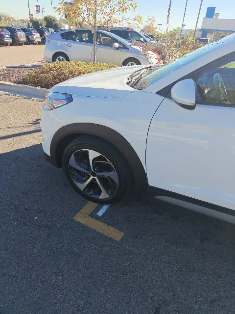 Used 2018 White Hyundai Value image 6