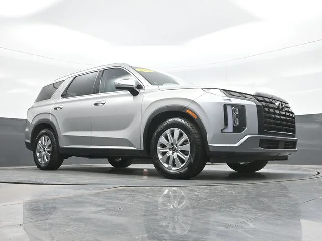 Used 2024 Silver Hyundai SEL image 23