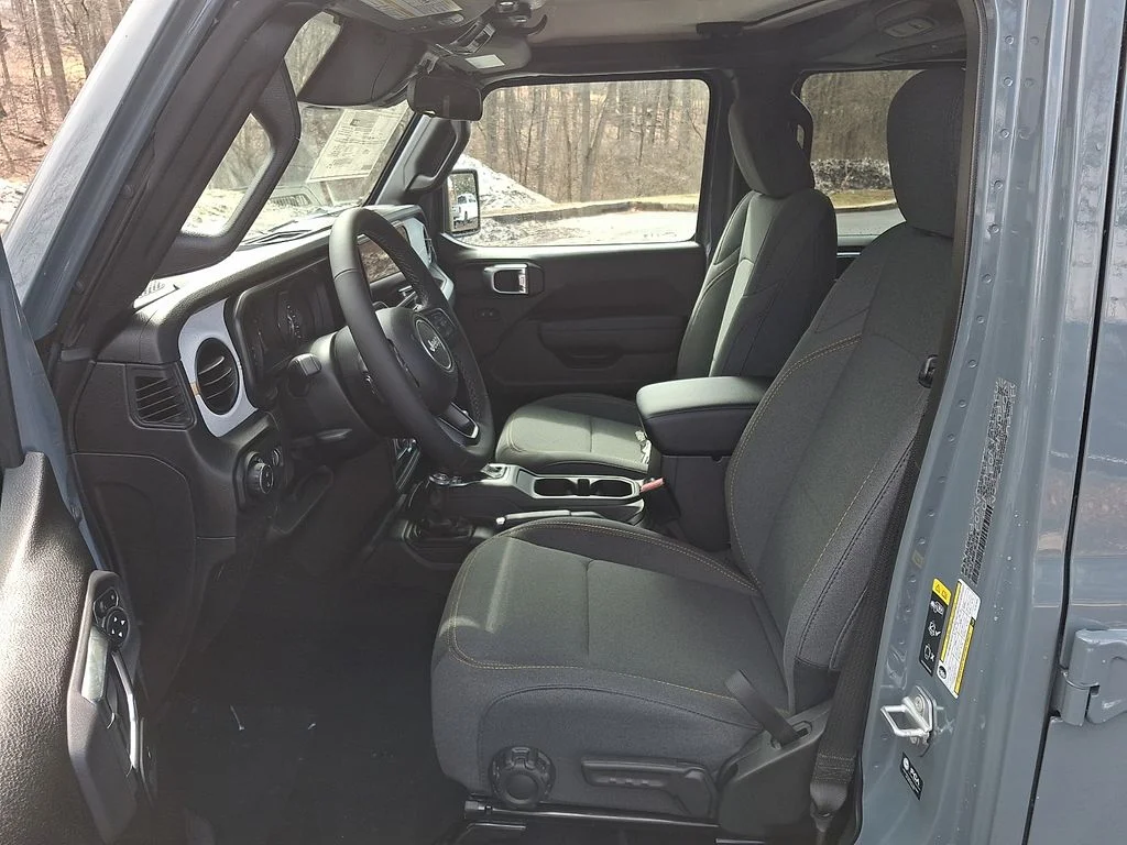 New 2026 Anvil Clear-Coat Exterior Paint Jeep Sport S image 8