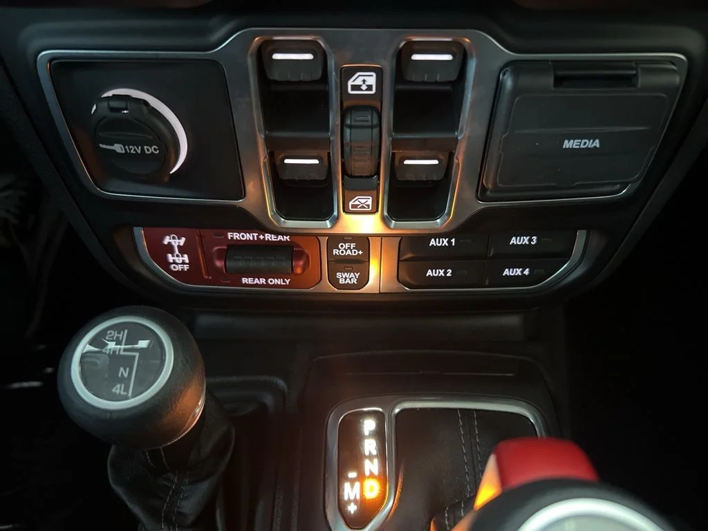 2025 Jeep Gladiator Rubicon - Photo 34
