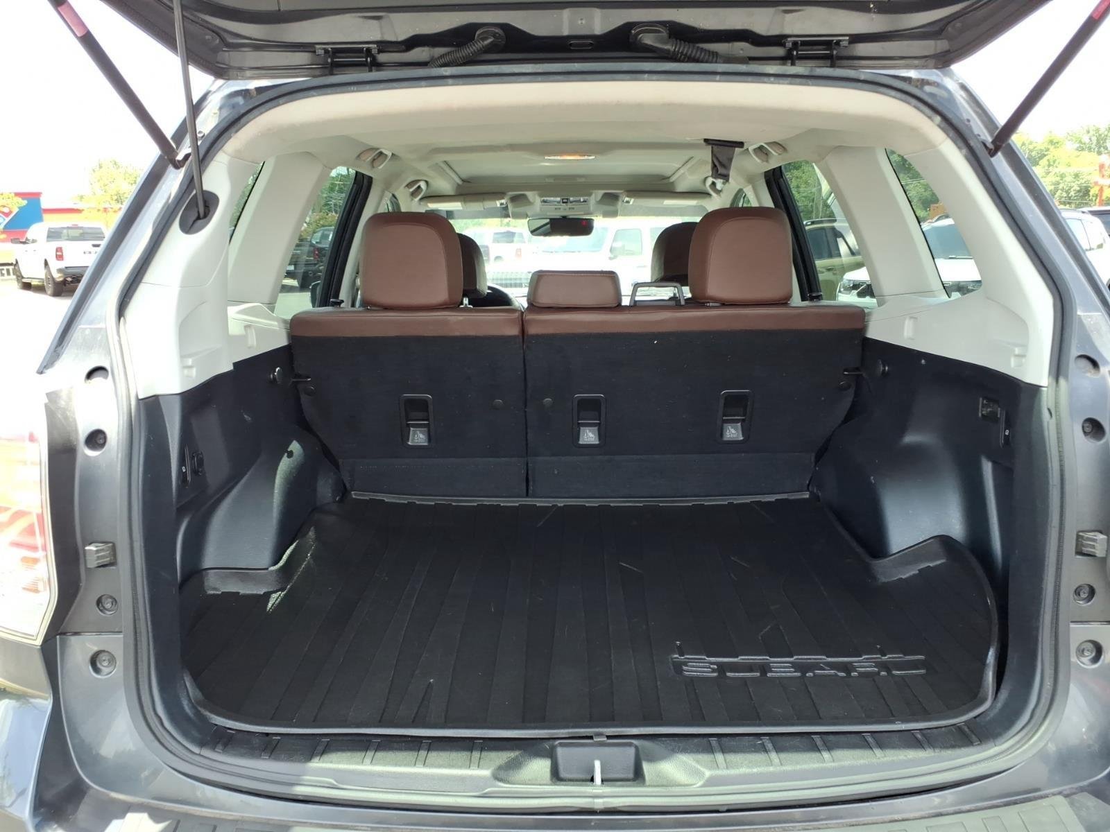 Used 2018 Dark Gray Metallic Subaru Touring image 33