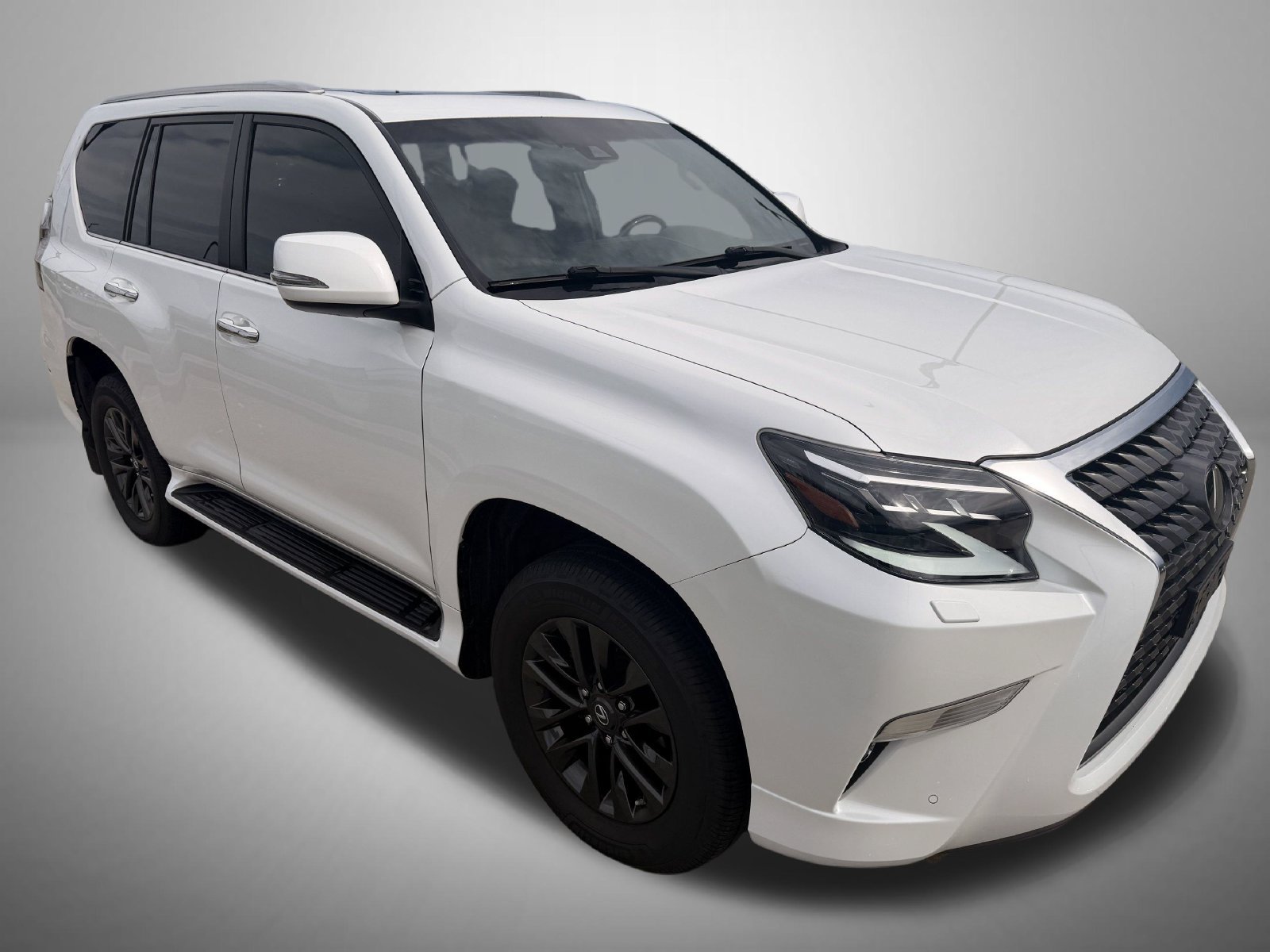 Used 2021 White Lexus 460 image 2