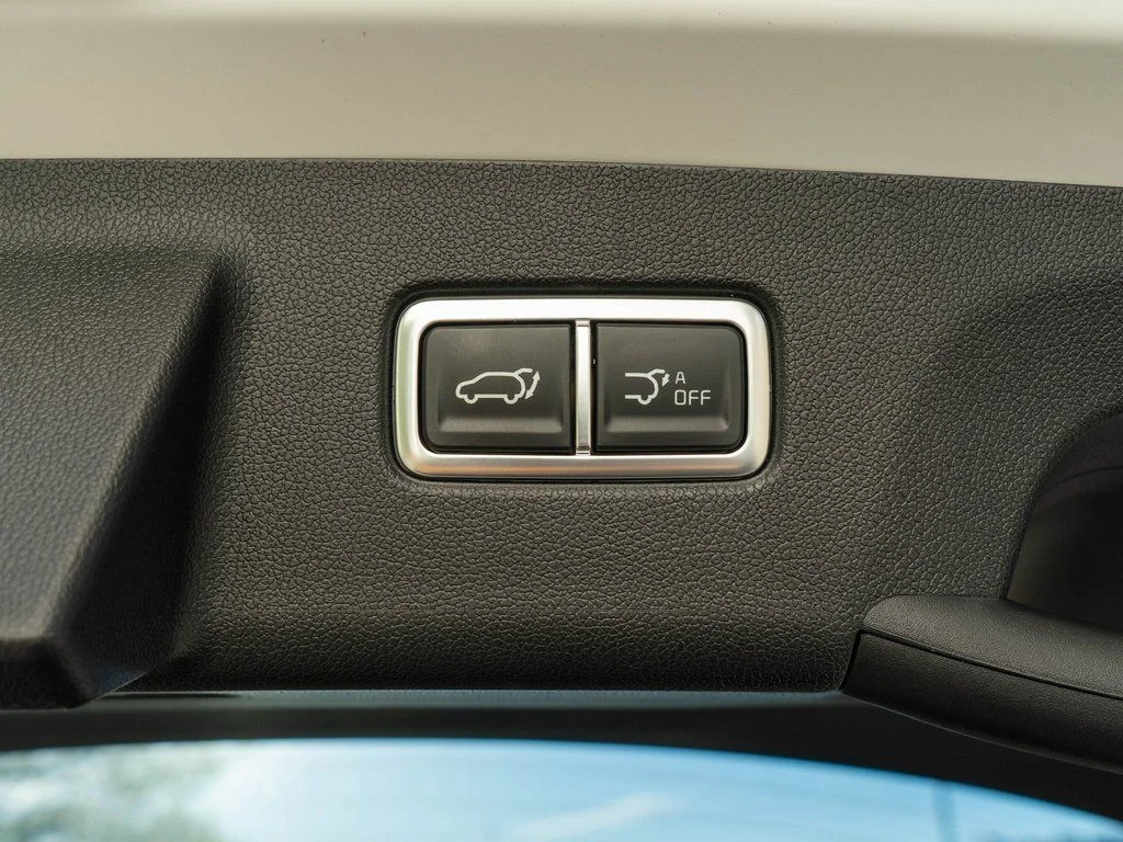 New 2026 Glacial White Pearl Kia X-Line EX AWD image 31