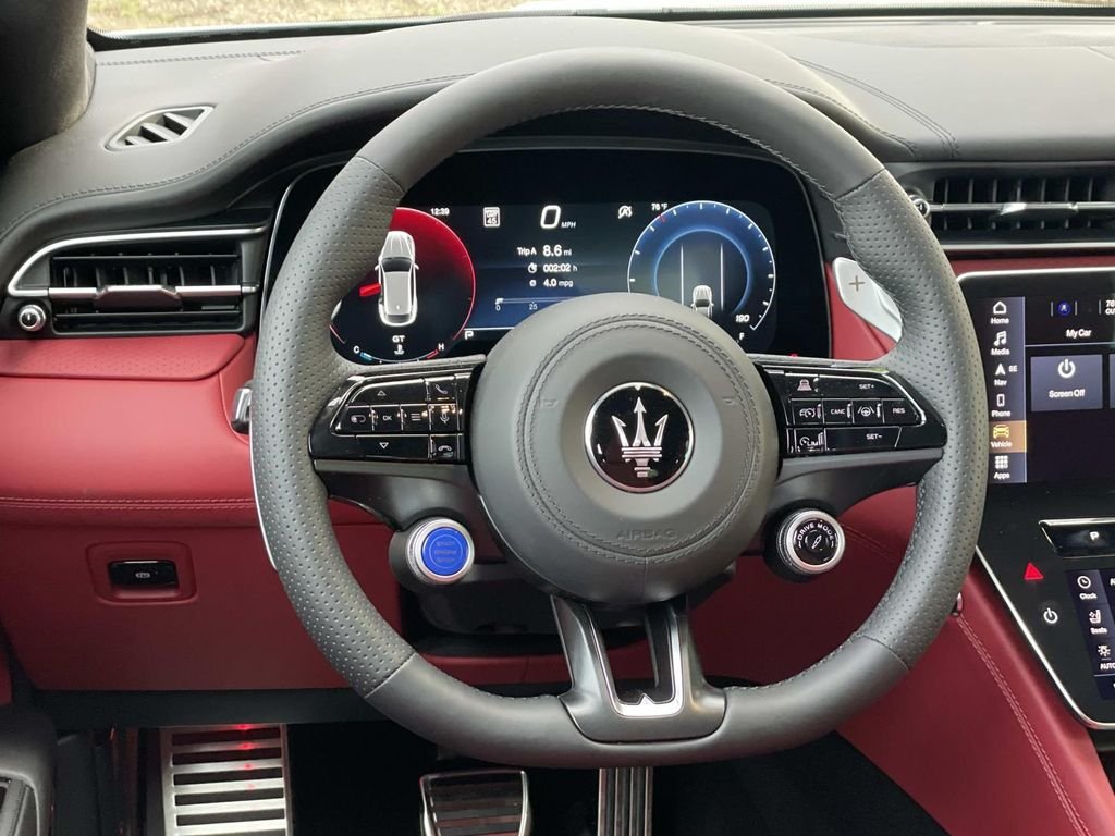 2026 Maserati Grecale Modena V6 - Photo 7