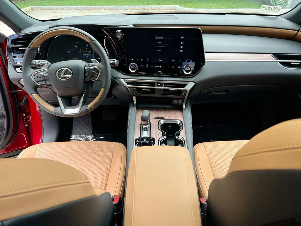 Used 2025 Matador Red Mica Lexus 350h Premium image 20