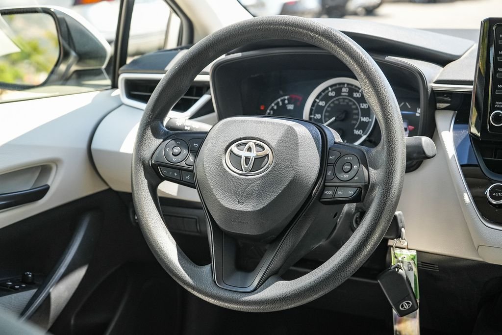 Used 2022 Silver Toyota LE image 14