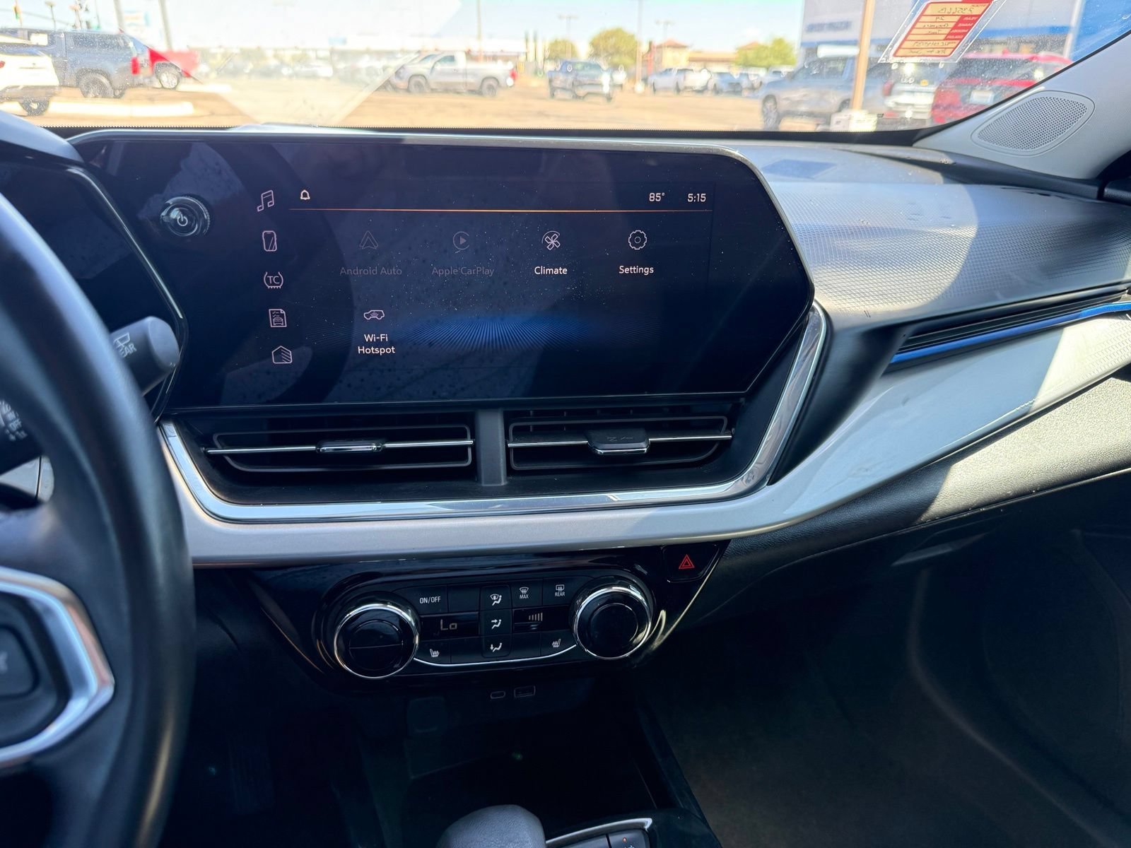 2024 Chevrolet Trax LT - Photo 9