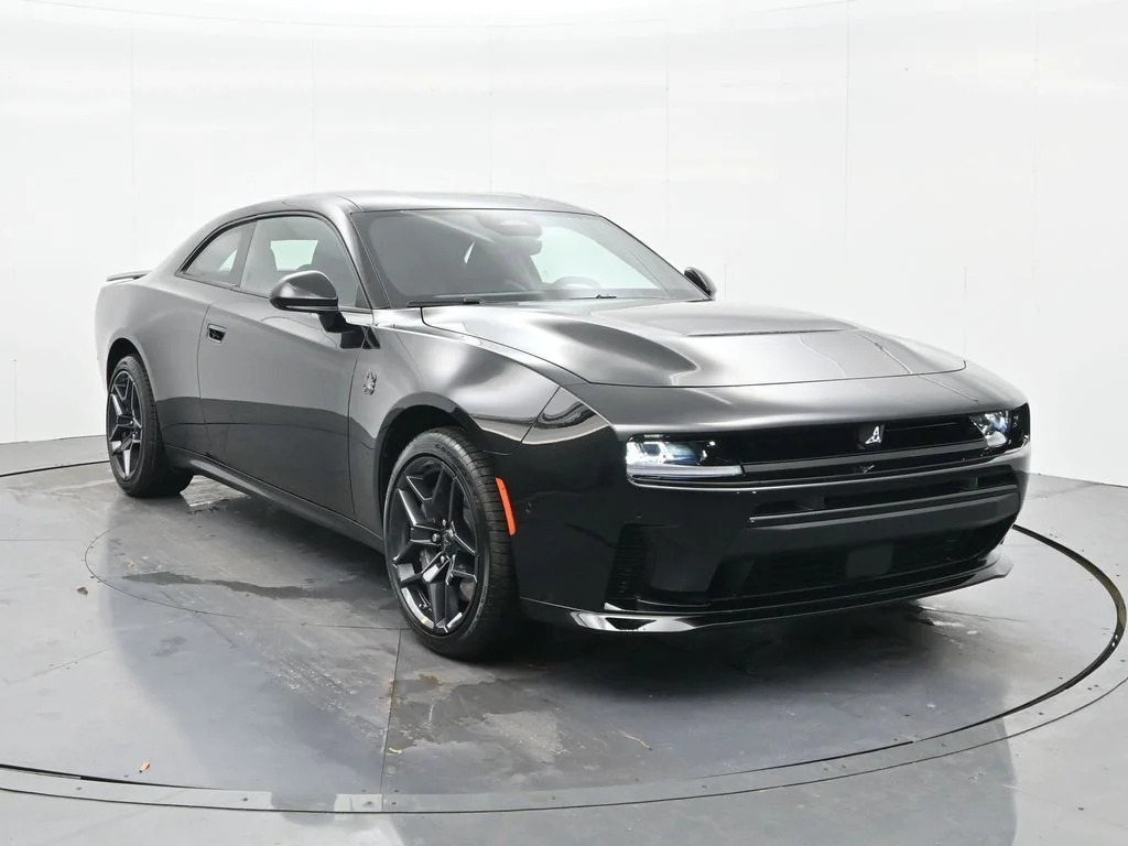 New 2026 Diamond Black Crystal Pearlcoat Dodge Scat Pack image 4