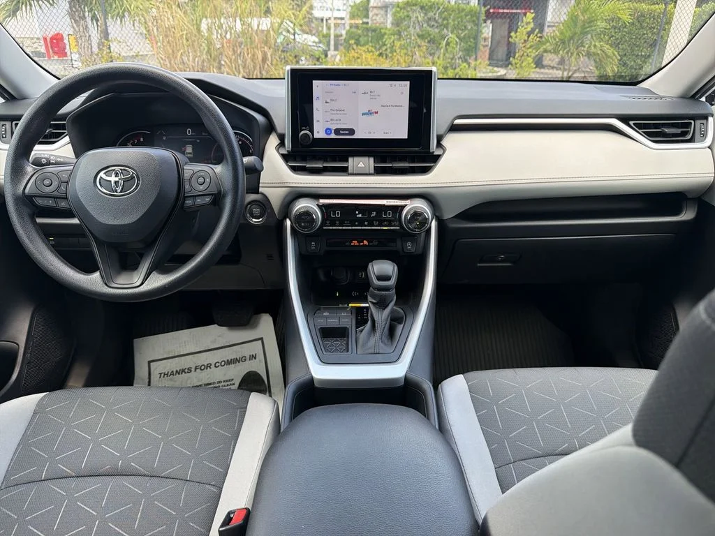 Used 2025 White Toyota XLE image 27